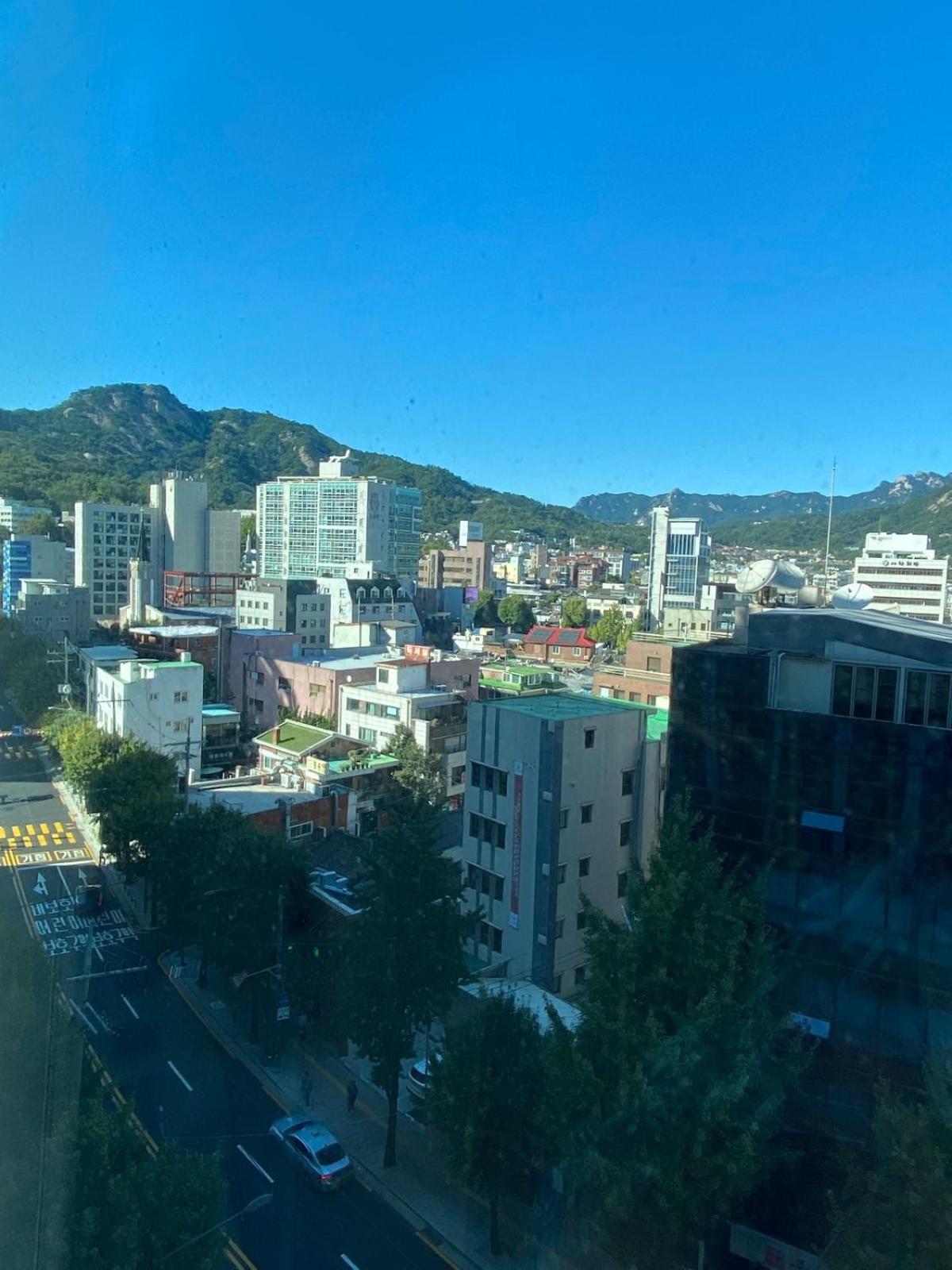 Comfortable Resting Space Adjacent To Gyeongbokgung Gwanghwamun * Seoul
